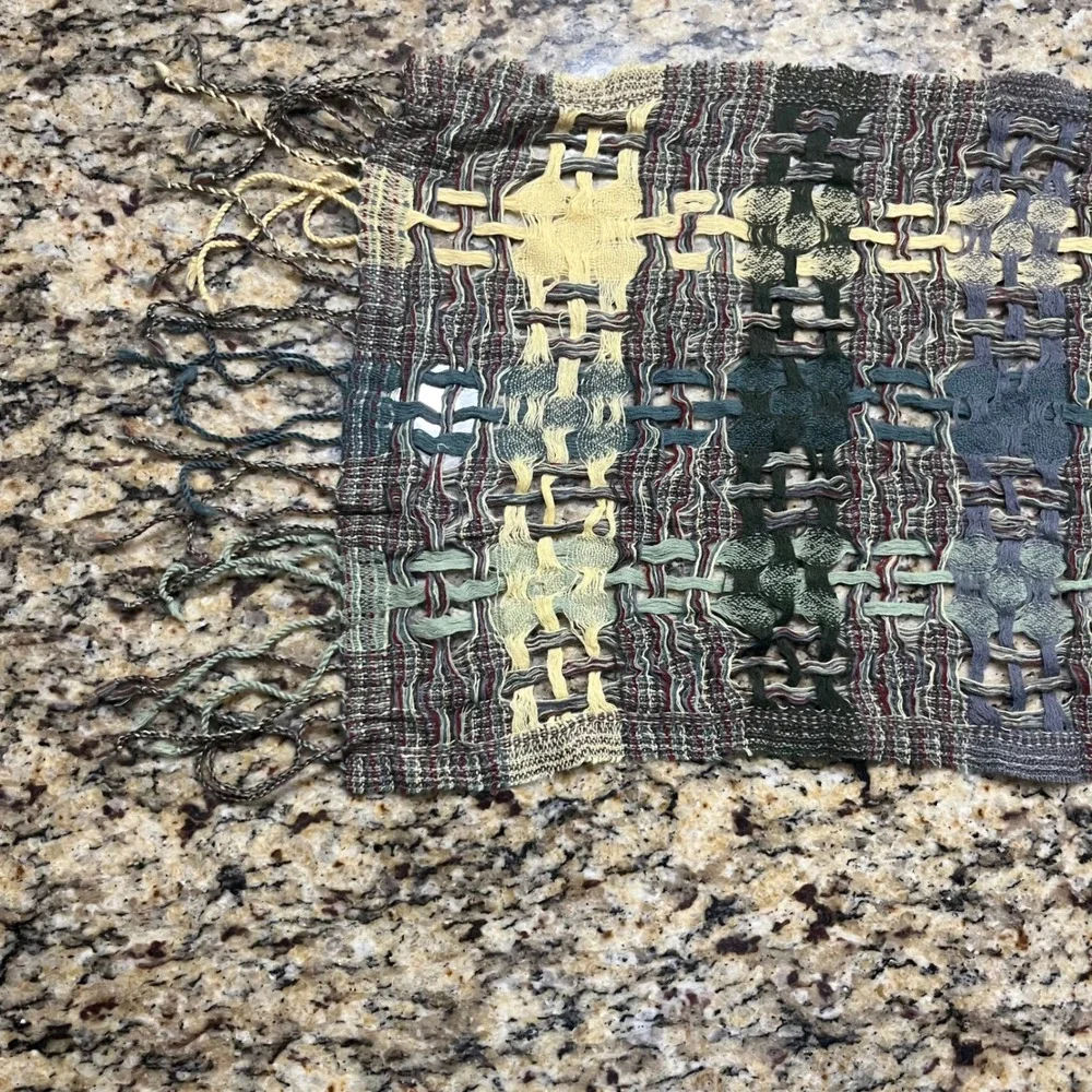 NEW Suantrai Jameson Irish Whiskey Pure Wool Scarf Open Weave Plaid Multi Color